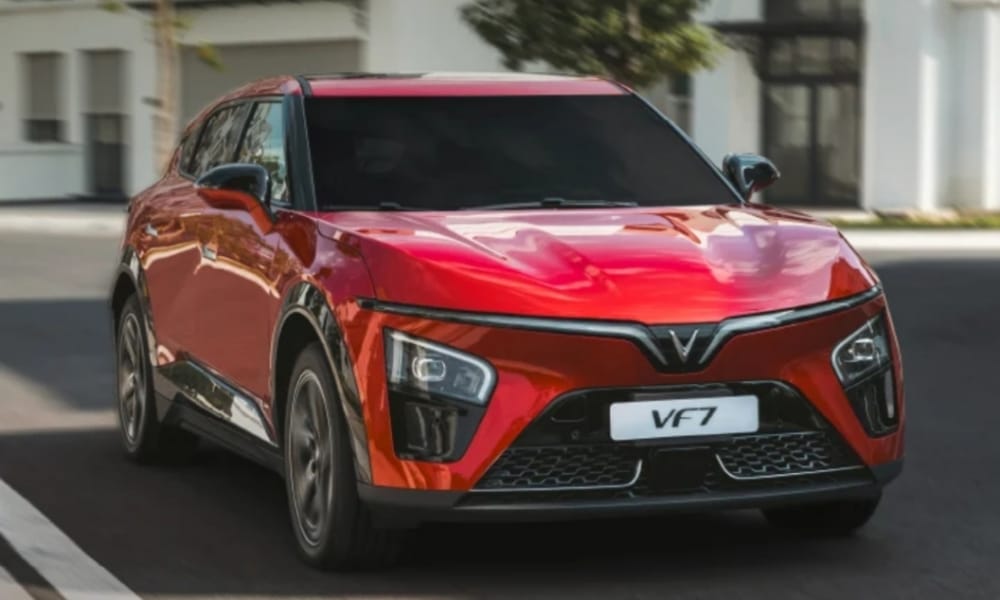 VinFast VF 7: Free Charging Offer Saves Lakhs!
